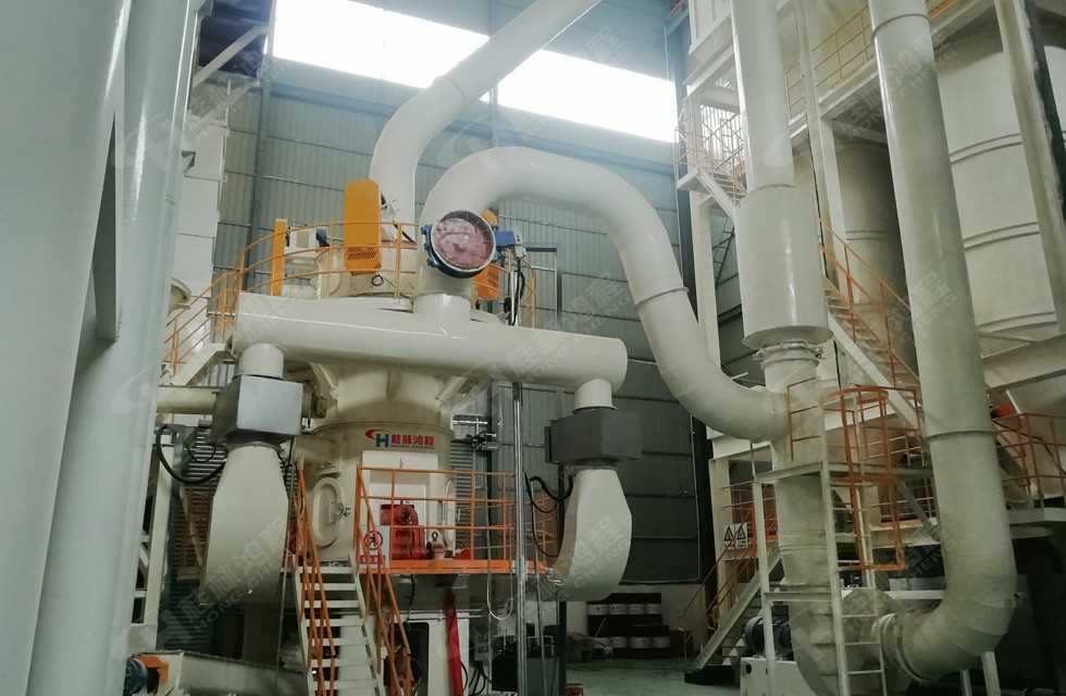 1000目碳酸鈣生產(chǎn)工藝設(shè)備投產(chǎn) HLMX1100碳酸鈣超細立磨冬日展雄姿 1000目碳酸鈣生產(chǎn)工藝設(shè)備投產(chǎn) HLMX1100碳酸鈣超細立磨冬日展雄姿